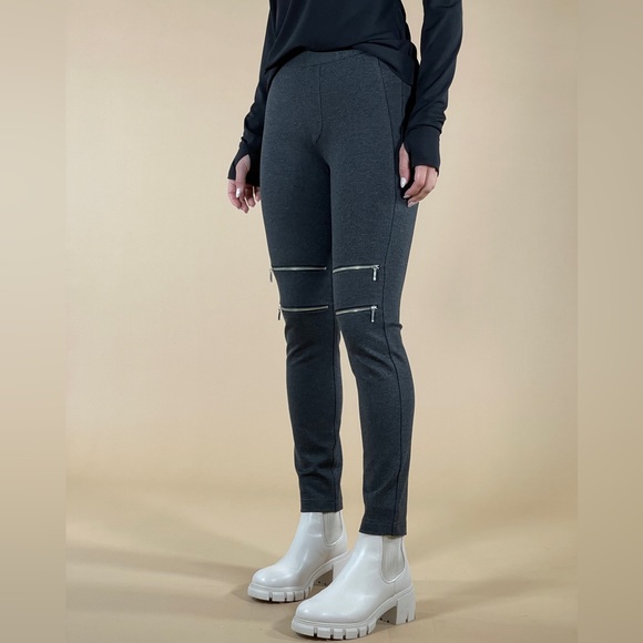 Zip knee skinny - new, never worn! - Picture 1 of 3